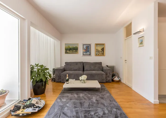 Theatrum Cozy Apartment *