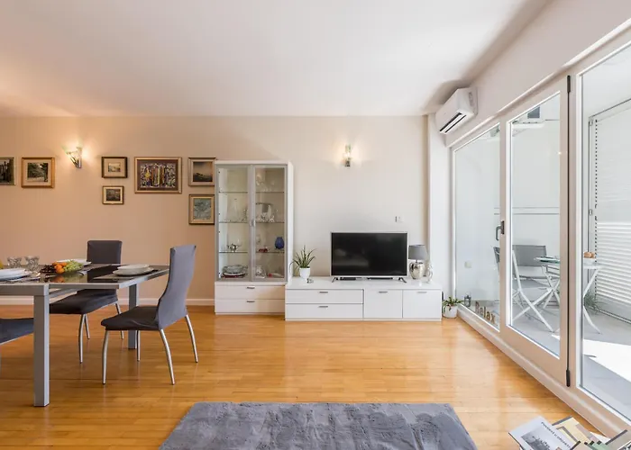 Theatrum Cozy * Split